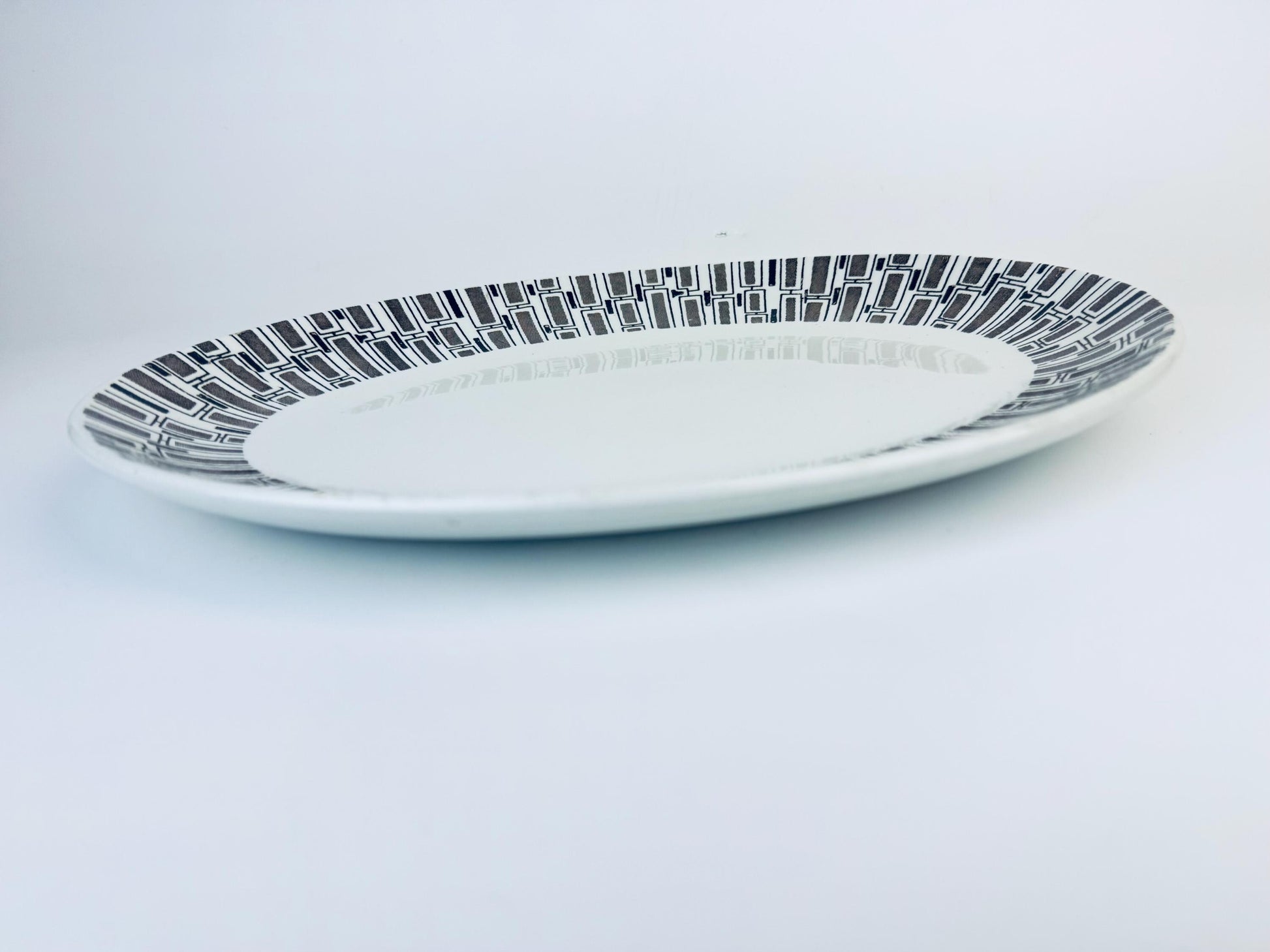 Product image for 'vintage espresso ridgway ironstone oval serving tray plater made in england' (view c01e6a)
