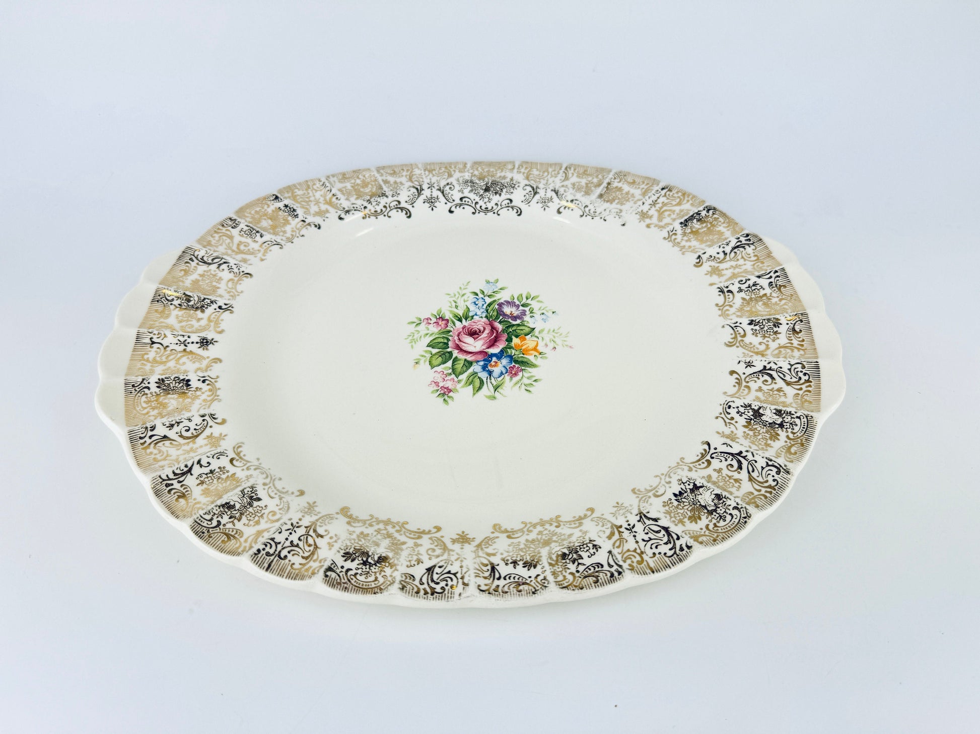 Product image for 'vintage limoges rosalie oval 22k gold floral serving tray platter scalloped design made in usa' (view 5e3965)