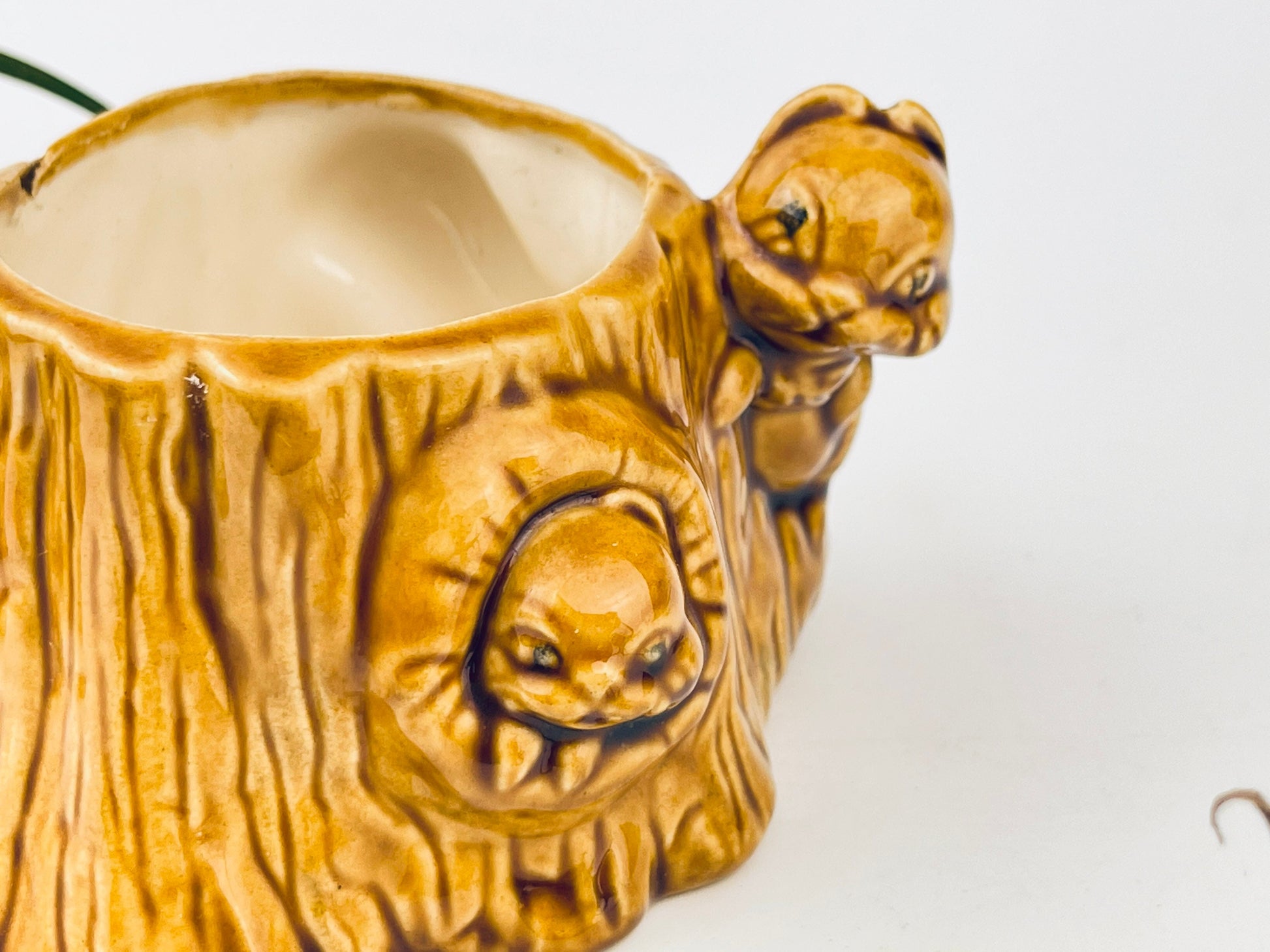 Product image for 'vintage squirrel tree trunk ceramic planter mid century woodland whimsy' (view e4fed2)