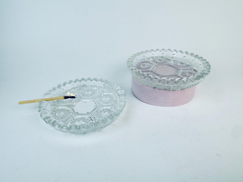 Product image for 'vintage clear glass ashtray trinket dishes set of 2 made in italy' (view aa1e79)