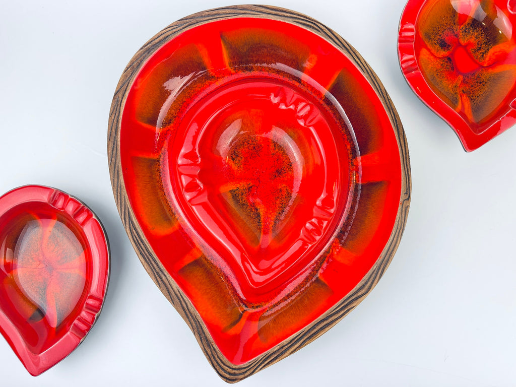Product image for 'vintage usa pottery tear drop red drip glazed ashtrays made in usa sold individually' (view 2a8c10)