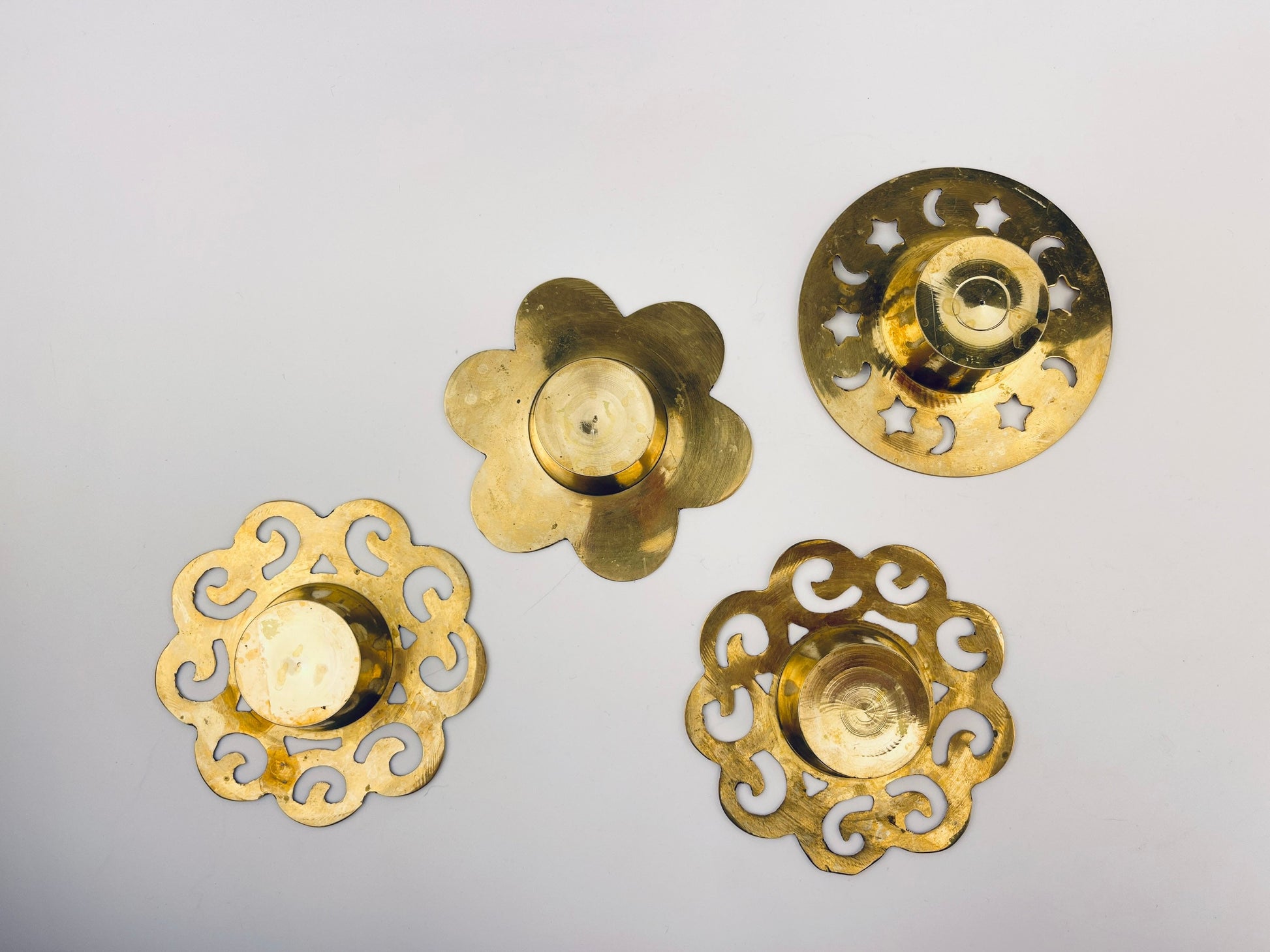 Product image for 'vintage solid brass votive tea light candle holder attractive aged patina sold separately' (view 11bcf6)