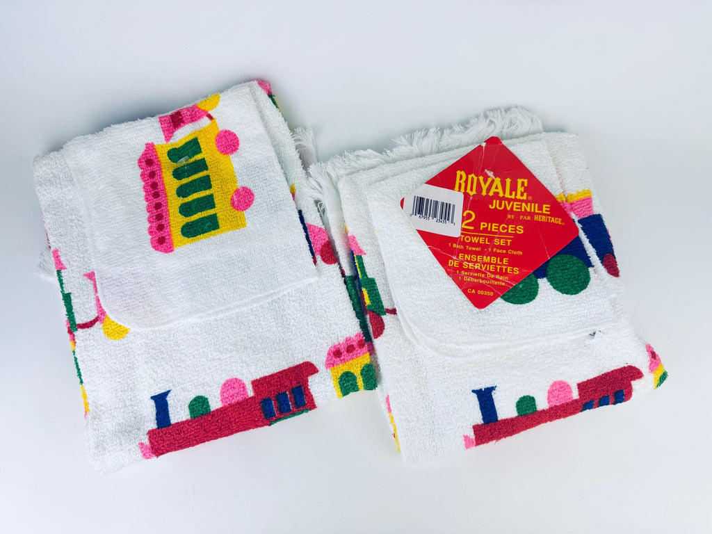 Product image for 'vintage train pattern cannon bath face fringe towel set set of two 2 made in usa new old stock nos' (view fae689)