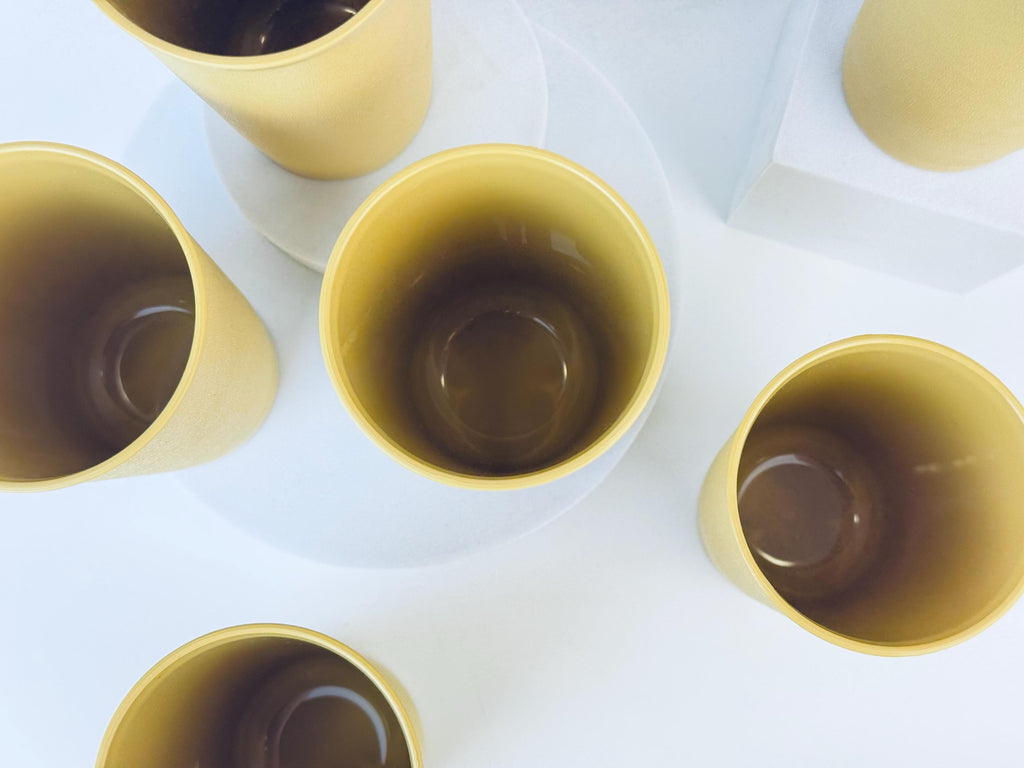 Product image for 'vintage golden harvest plastic tupperware cups set of six 6 made in canada' (view 5adab6)