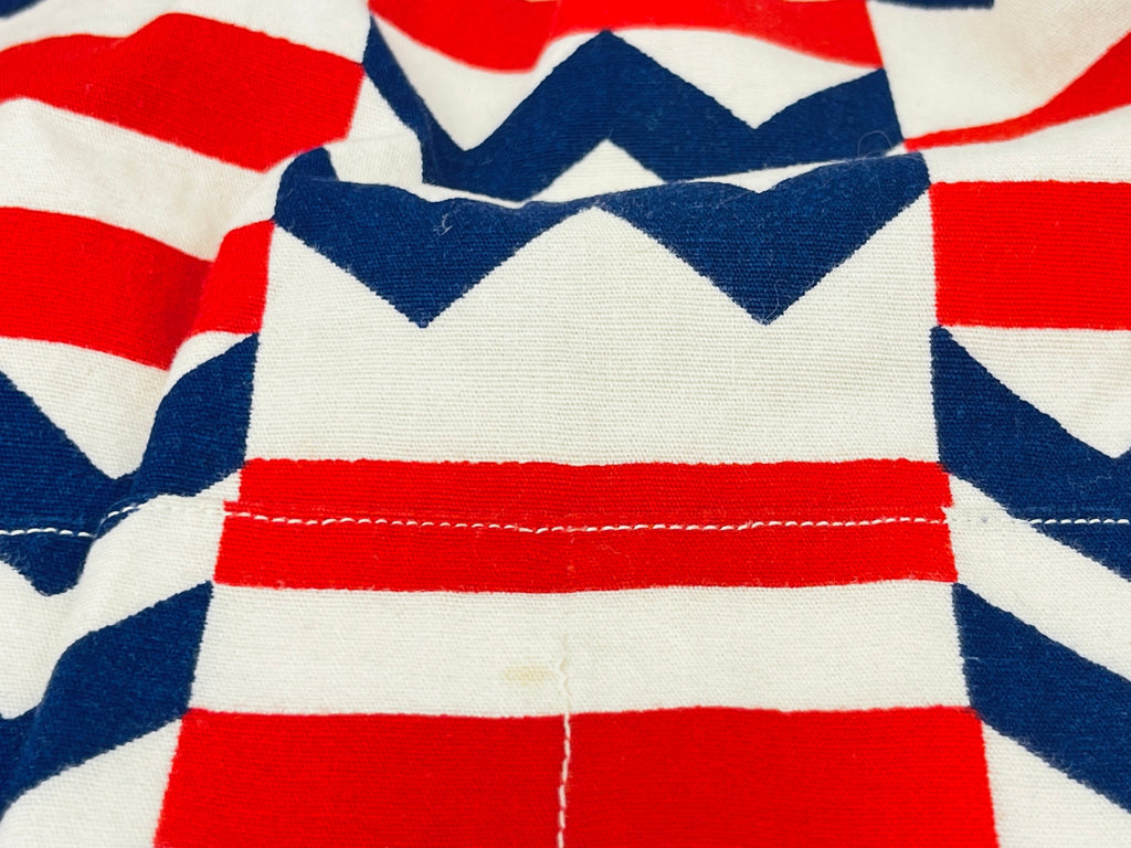 Product image for 'vintage chevron striped ruffled waist apron three pockets' (view 566f3a)