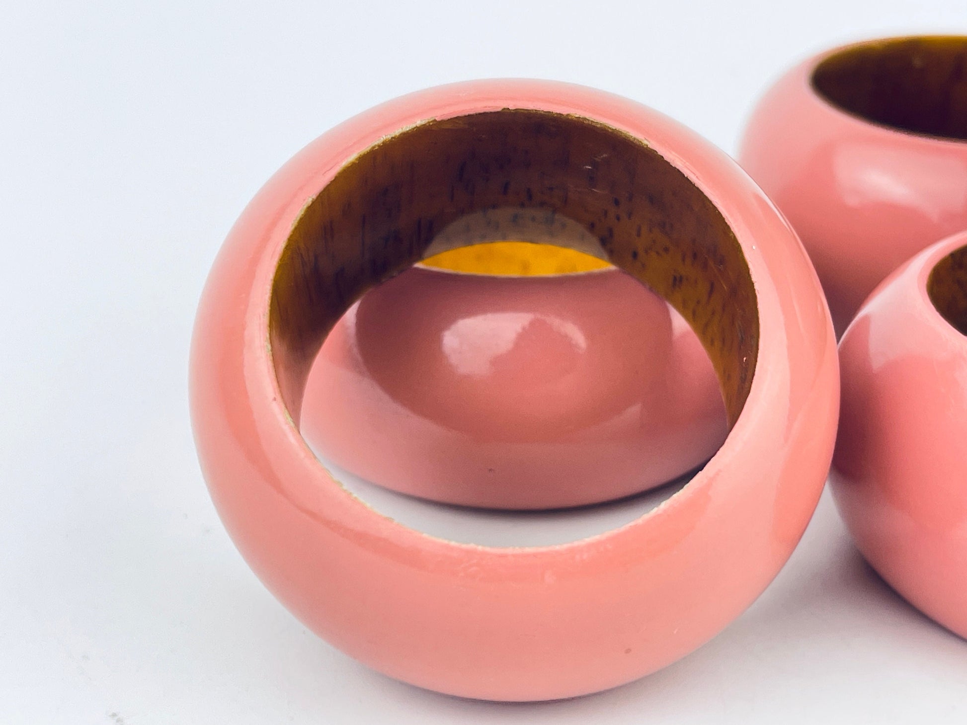 Product image for 'vintage glossy pink wooden napkin ring holders set of six 6' (view 576725)