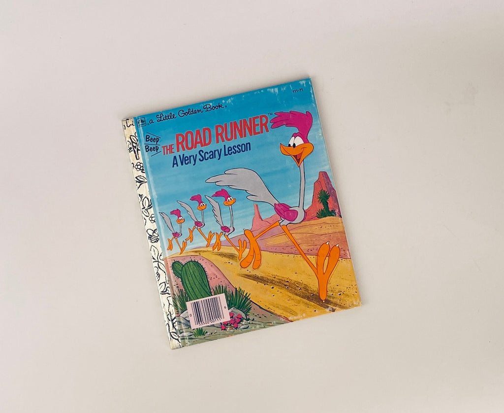 Product image for 'vintage the road runner book a very scary lesson a little golden book' (view d722e9)