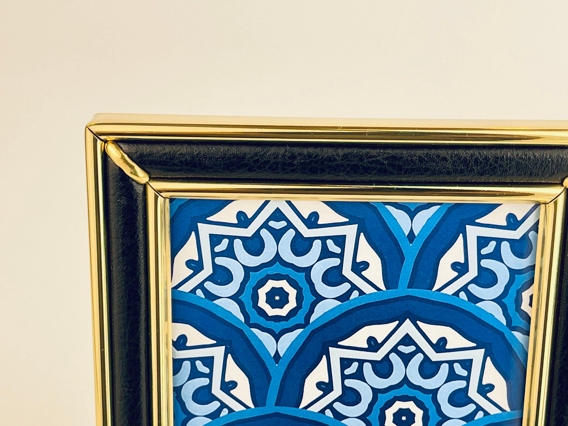 Product image for 'vintage brass black pleather picture frame 5 x 7' (view 6bcd0f)
