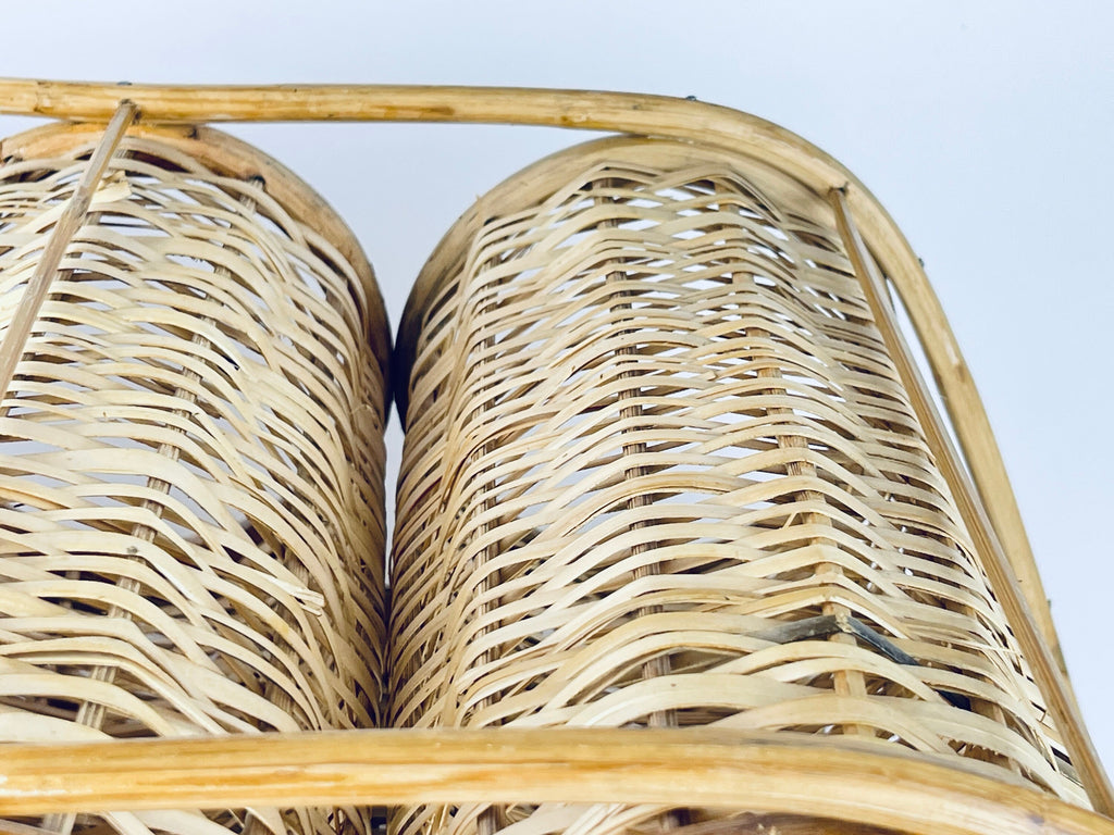 Product image for 'vintage bamboo rattan wine bottle rack twelve 12 bottle capacity' (view 9539d4)
