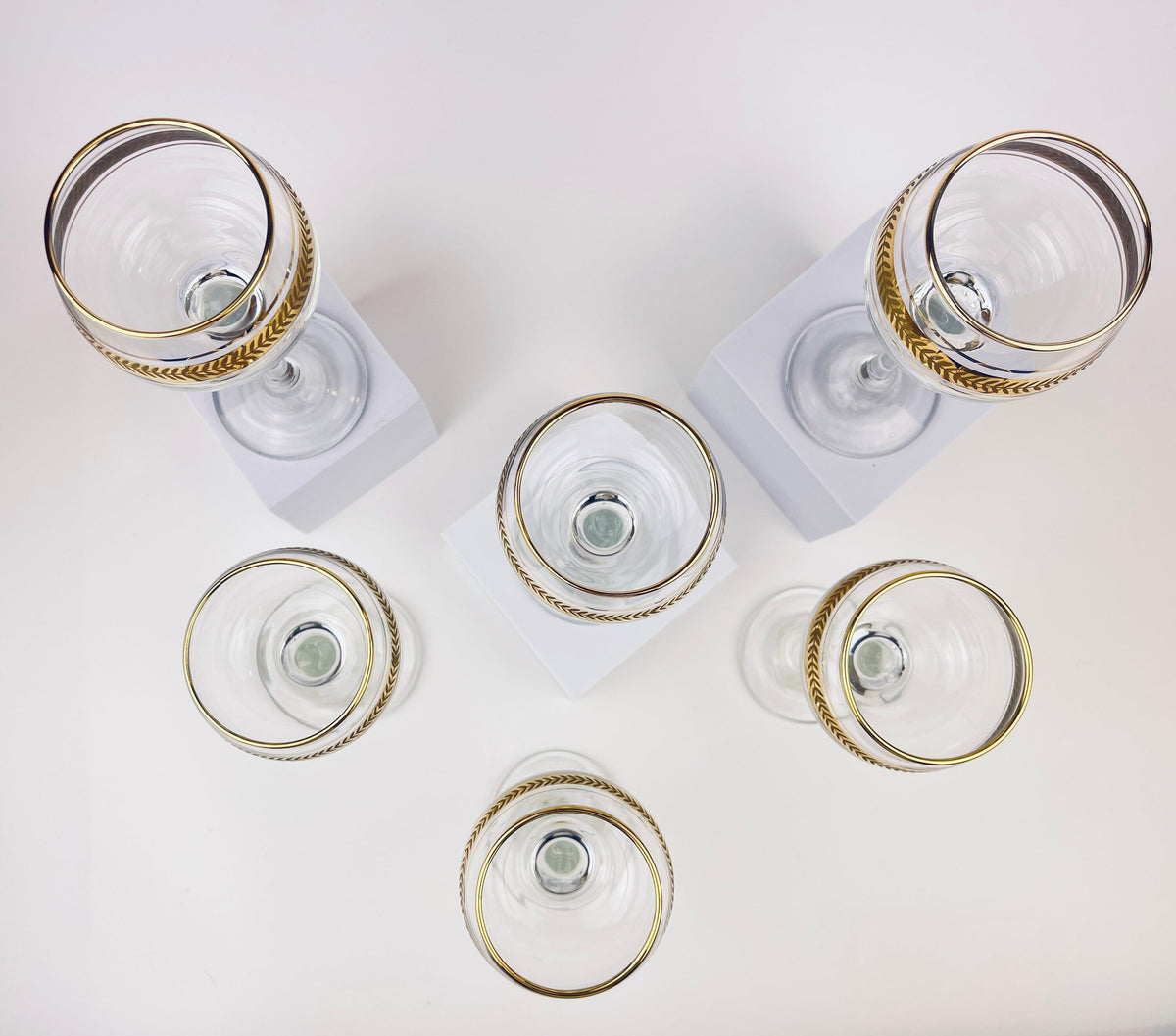 Product image for 'vintage gold textured vine stemmed drinking glasses set of six 6' (view 2cf423)