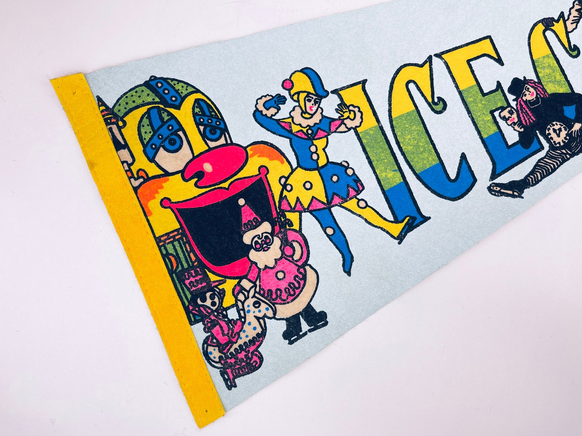 Product image for 'vintage ice capades tapered pennant wall hanging' (view fc3c14)