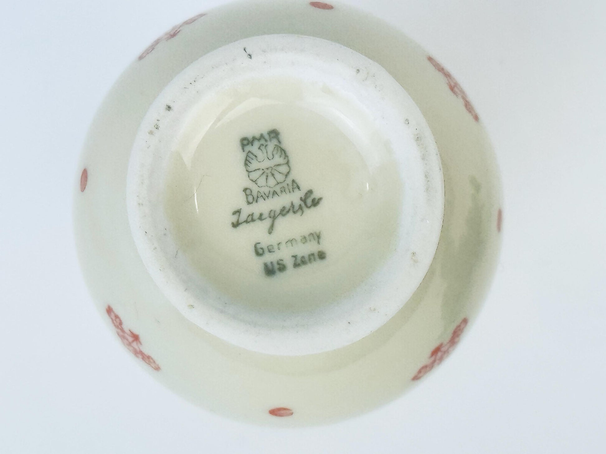 Product image for 'vintage bavaria mini beige red floral ceramic bud vase made in germany us zone jaeger co' (view 60991f)