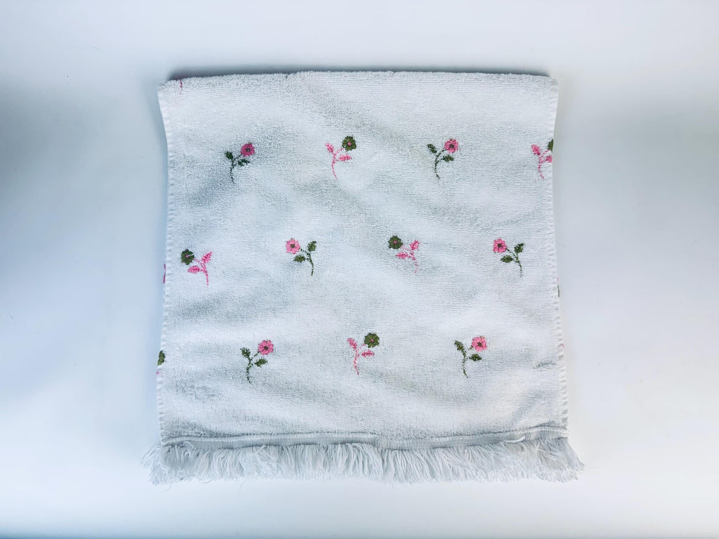 Product image for 'vintage fieldcrest embroidered floral fringe hand towel made in usa 100 cotton' (view f72d57)