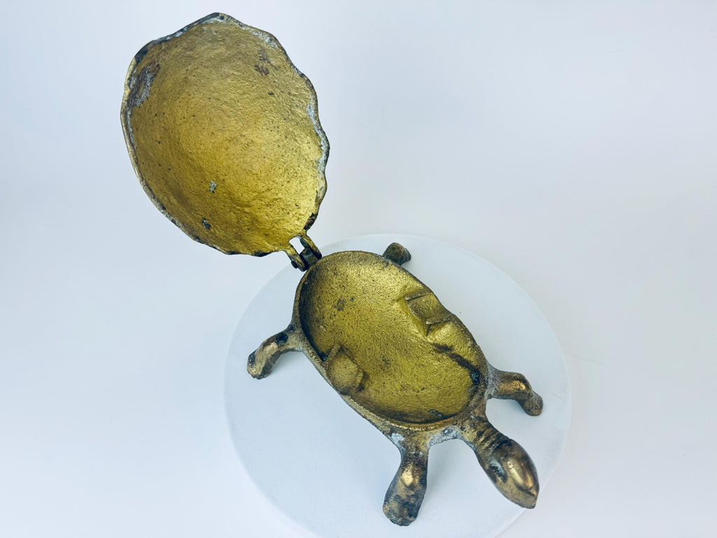 Product image for 'vintage solid brass turtle lidded trinket dish ashtray attractive aged metal patina' (view 44d584)