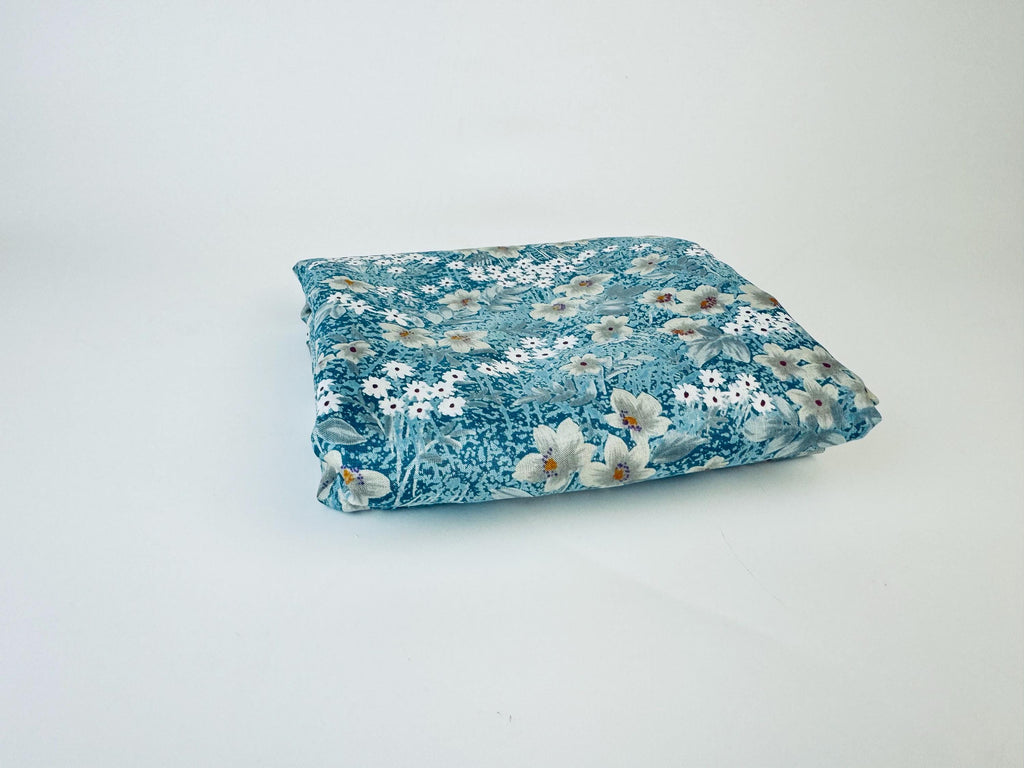 Product image for 'vintage blue white grey floral silky polyester fabric 43 x 86' (view 64d23f)
