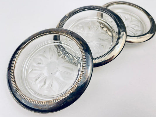 Product image for 'vintage glass silver plated coaster set set of three 3 floral sunburst pattern made in italy' (view 53f491)
