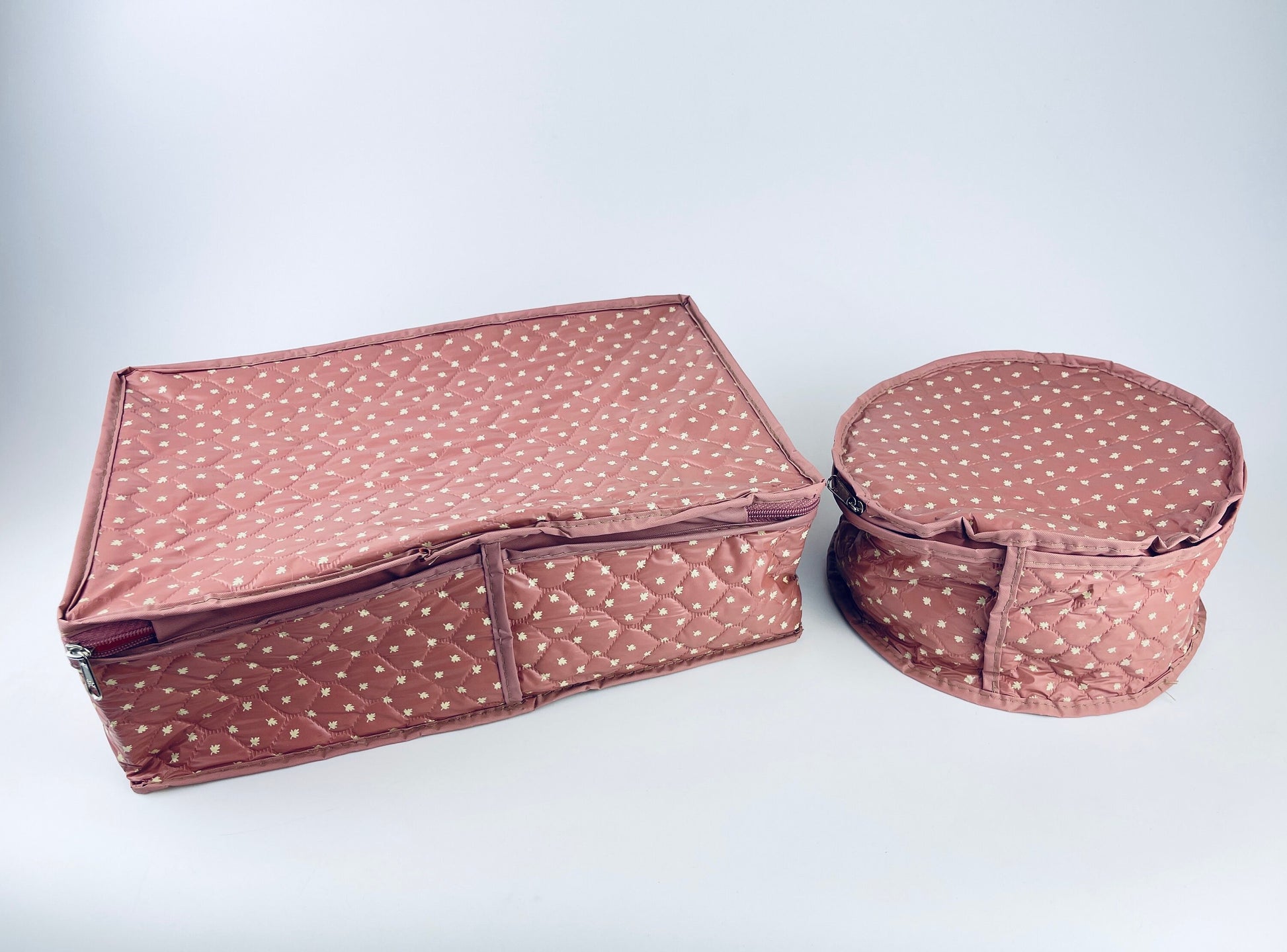 Product image for 'vintage purple beige collapsible quilted plastic china storage bags made in taiwan set of two 2' (view 333e03)