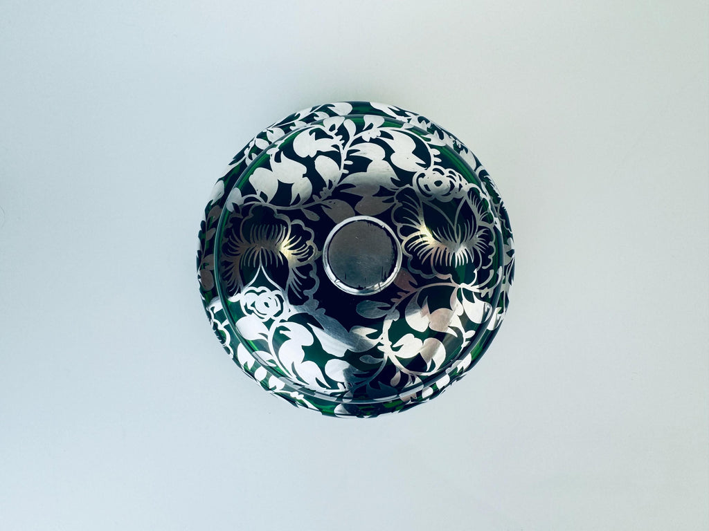 Product image for 'vintage dark forest green lidded glass vanity dresser jar silver floral leaf overlay pattern' (view 31e5ac)