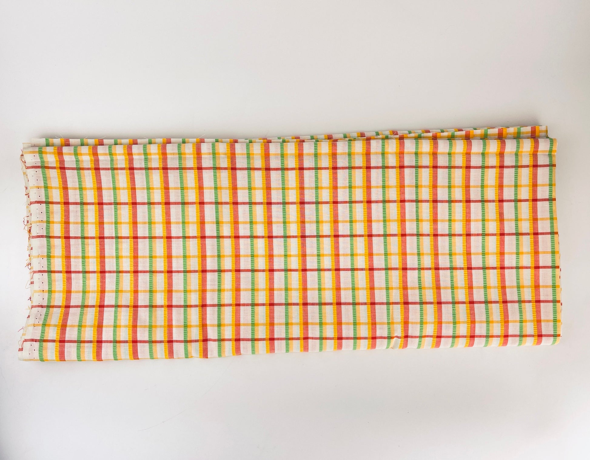 Product image for 'vintage bright colourful plaid fabric textured ribbon lines 44 x 72' (view ffe5c4)