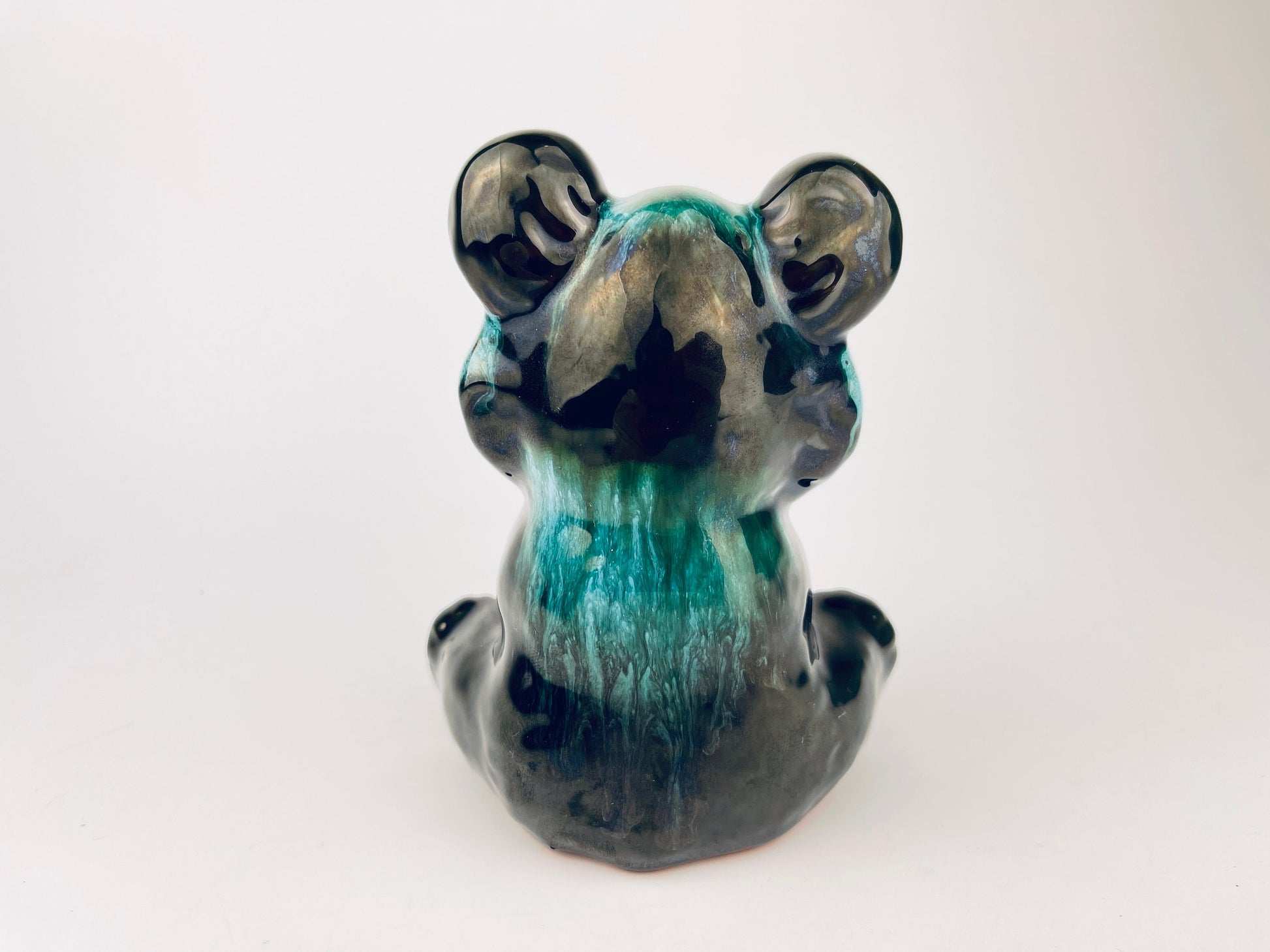 Product image for 'vintage green drip glazed teddy bear figurine blue mountain pottery made in canada' (view 215e86)