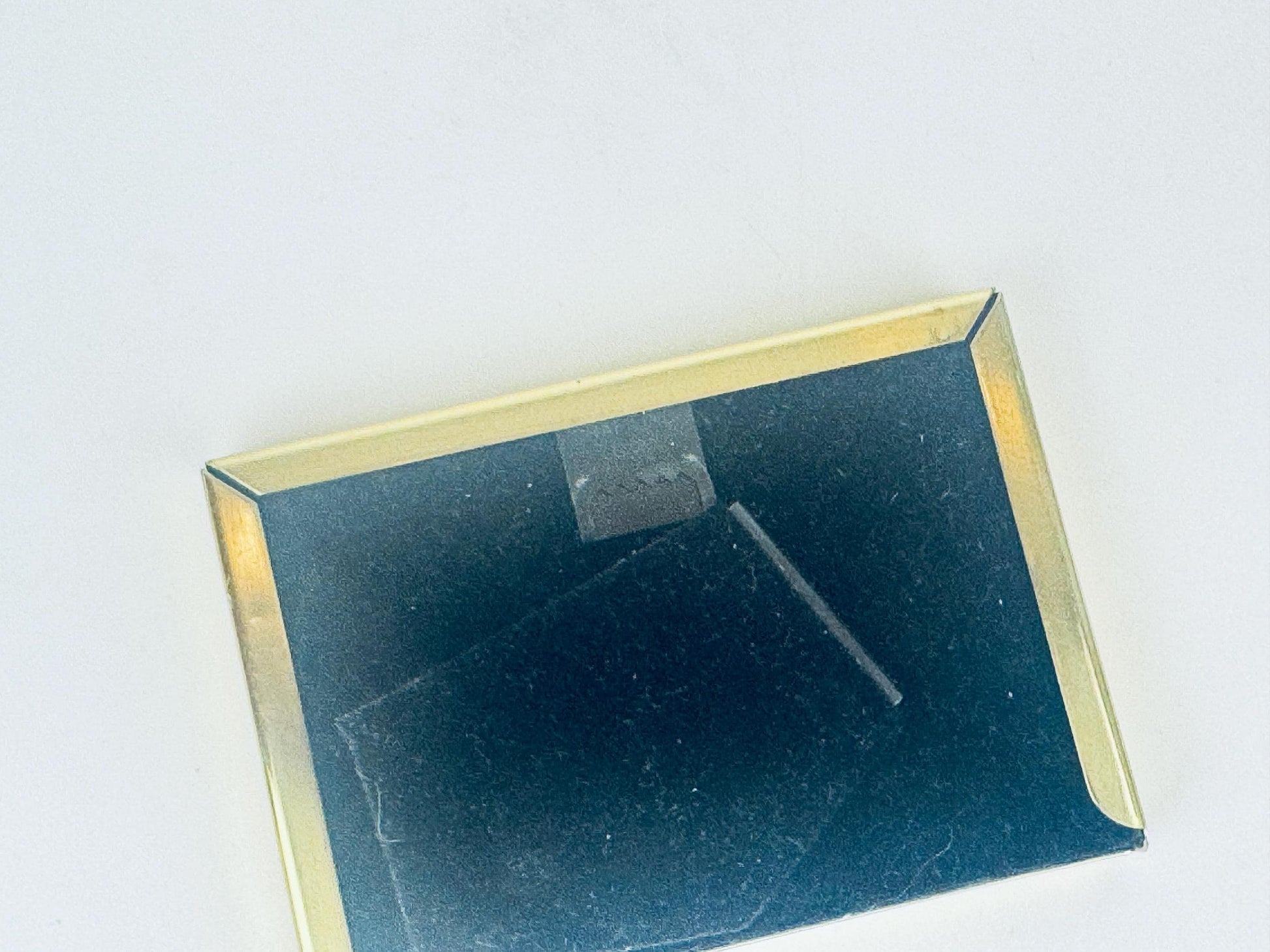Product image for 'vintage solid brass tabletop duo picture frame made in korea' (view b8a84b)
