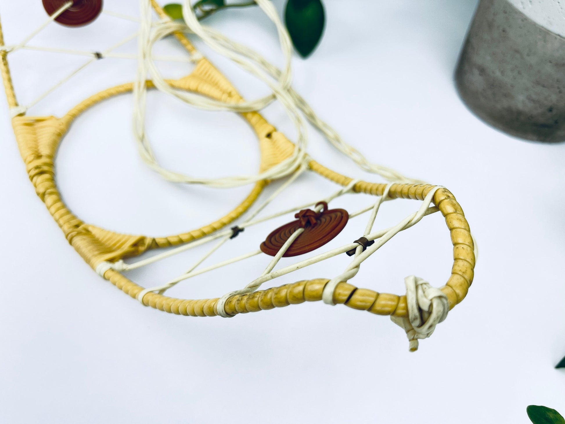 Product image for 'vintage ceiling plant hanger boho west german made kunstgewerblicher heimschmuck' (view 1fe93b)