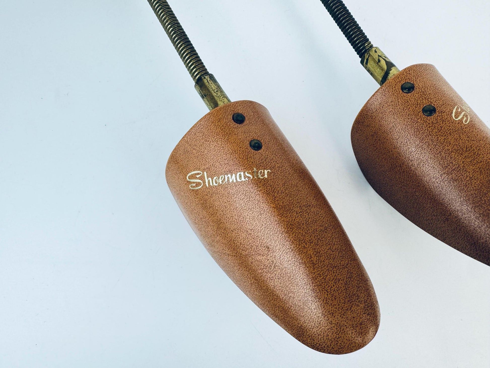 Product image for 'vintage shoemaster faux brown leather shoe trees set of 2' (view e9237a)