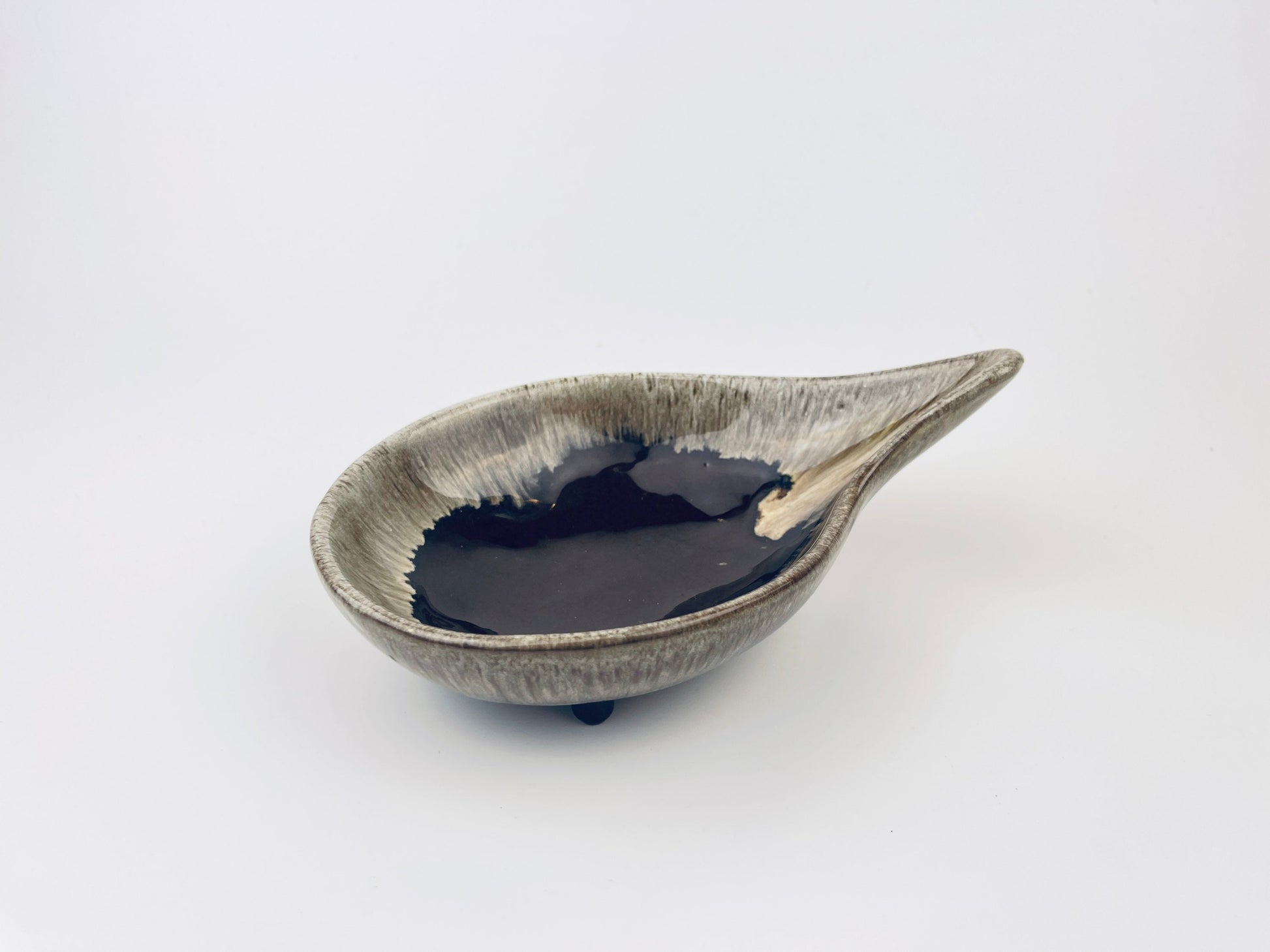Product image for 'vintage teardrop drip glazed red clay trinket dish evangeline pottery canada made in canada' (view f1abad)