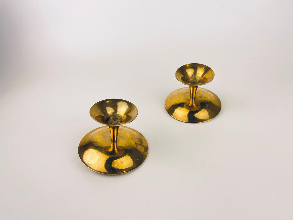Product image for 'vintage brass pedestal spike candleholders set of 2 with etched rim' (view 508a17)