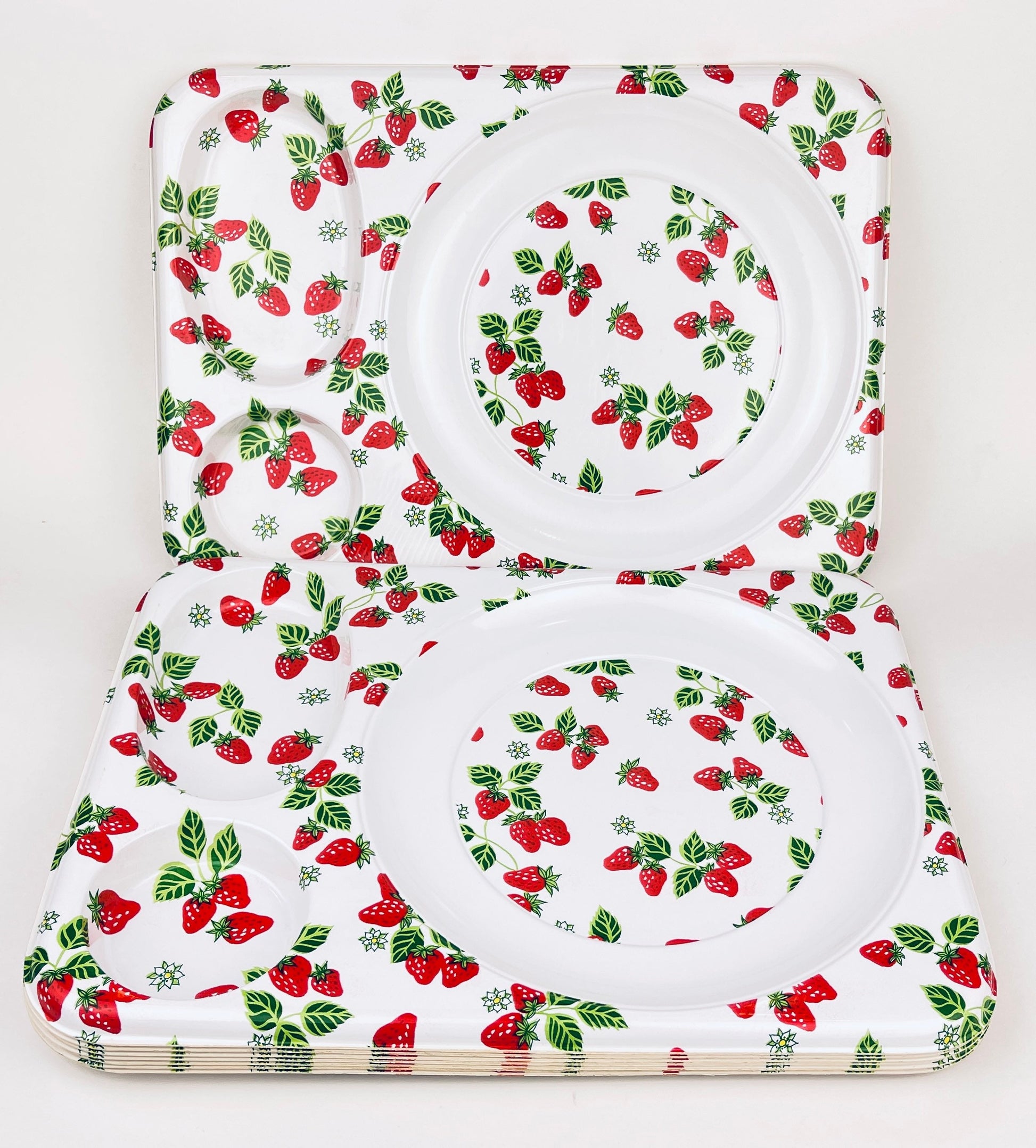 Product image for 'vintage strawberry fields tray retro picnic dining charm' (view cc8226)