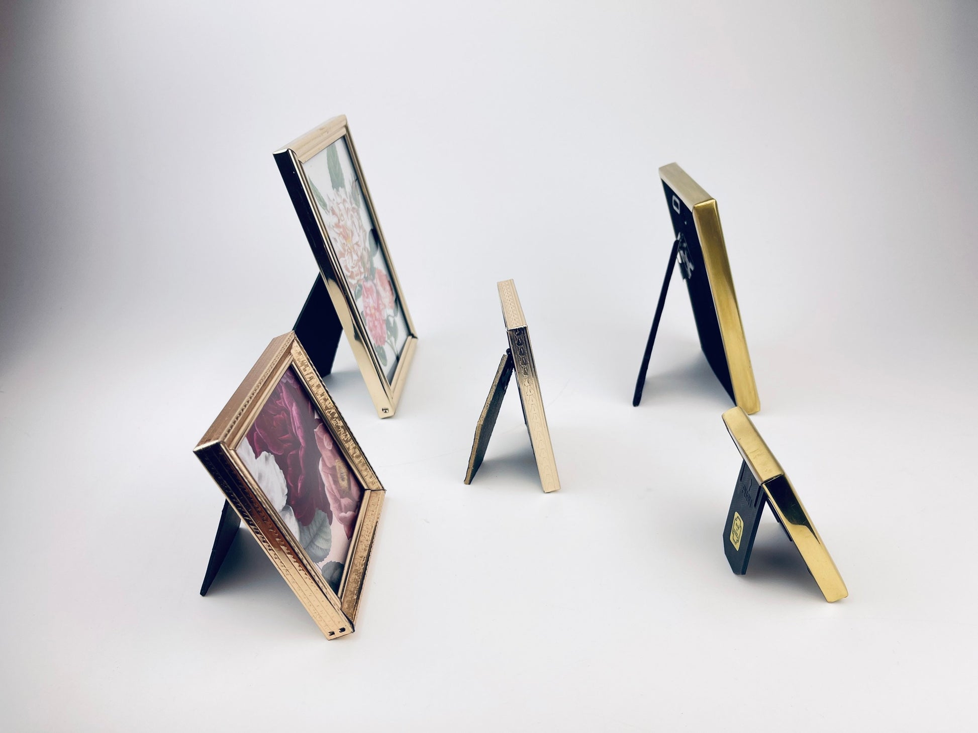 Product image for 'vintage gold metal brass picture frames various sizes sold separately' (view d1bb8f)