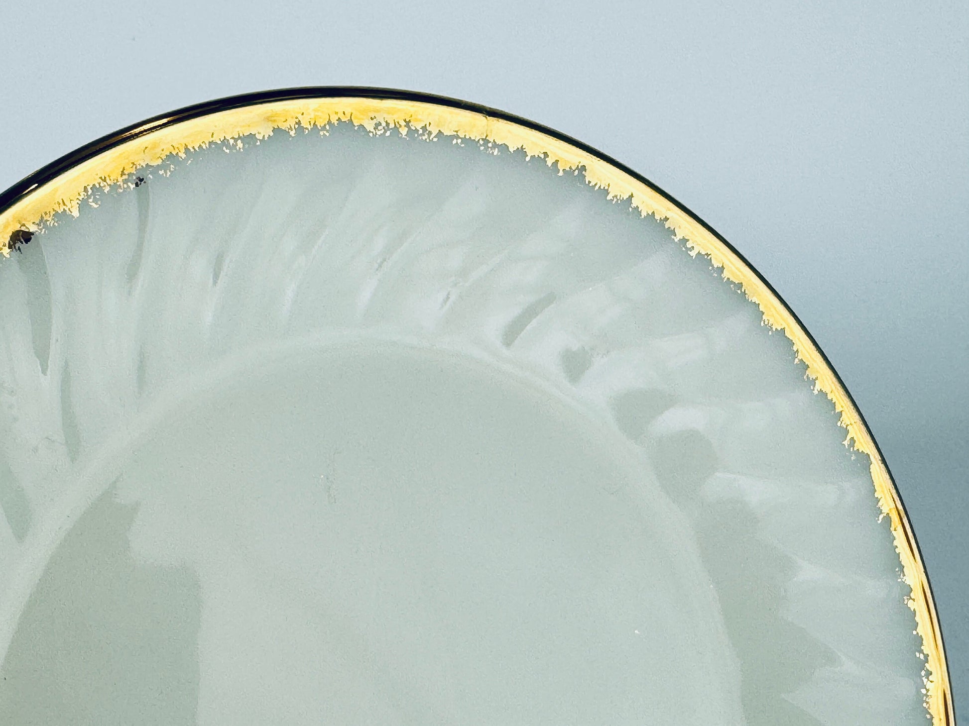 Product image for 'vintage fire king white gold gilt rim milk glass salad plates made in usa sold separately' (view bc22ea)
