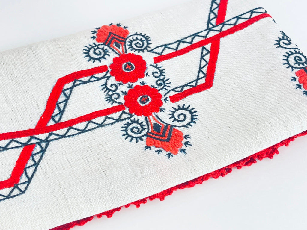 Product image for 'vintage embroidered table runner linen red black floral red stitch fringe' (view e88bdb)
