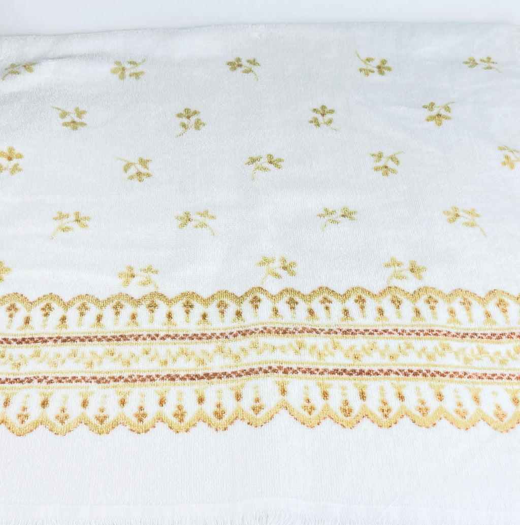 Product image for 'vintage floral fringe bath towel made by caldwell in canada cotton polyester' (view 58cf20)