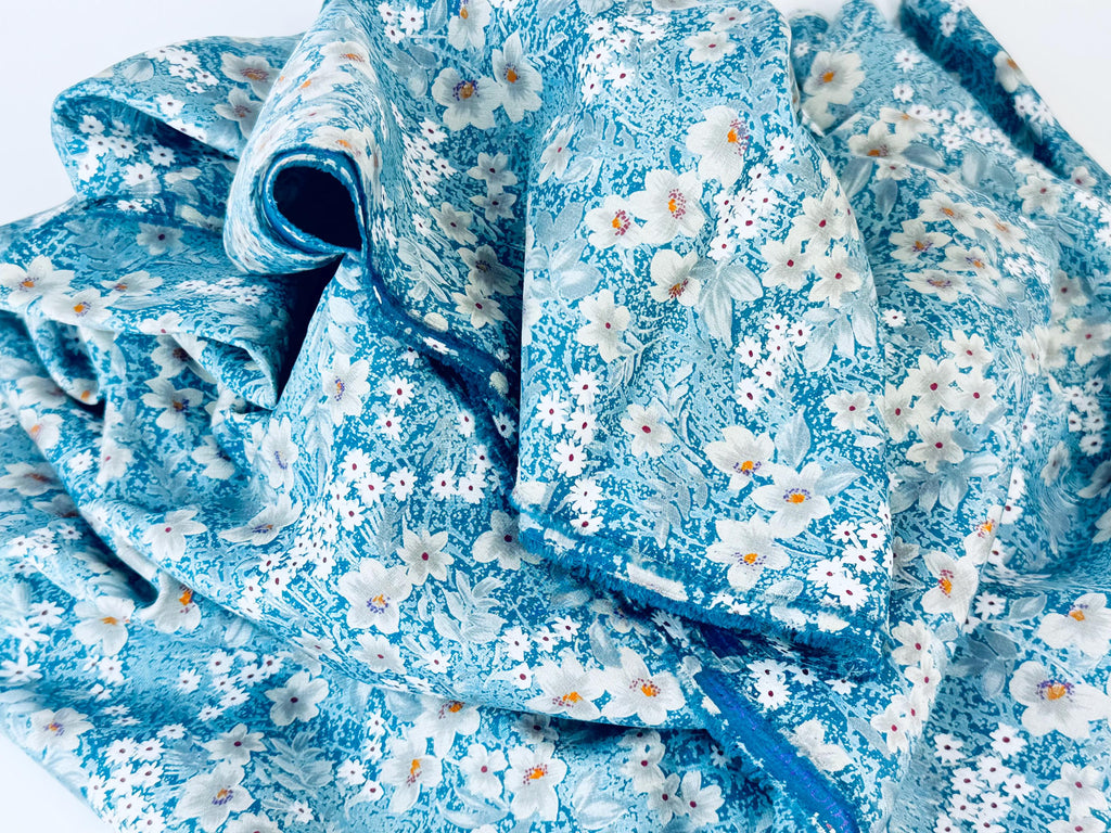 Product image for 'vintage blue white grey floral silky polyester fabric 43 x 86' (view 216481)