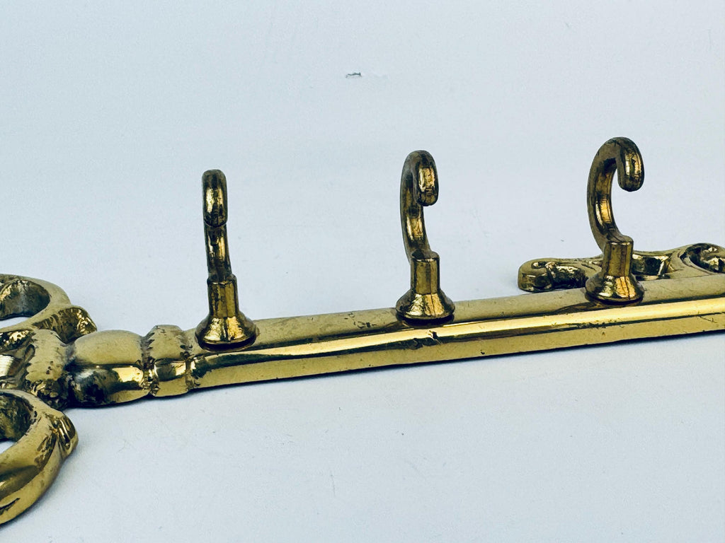 Product image for 'vintage brass skeleton key wall hook with four hooks' (view 373fd2)