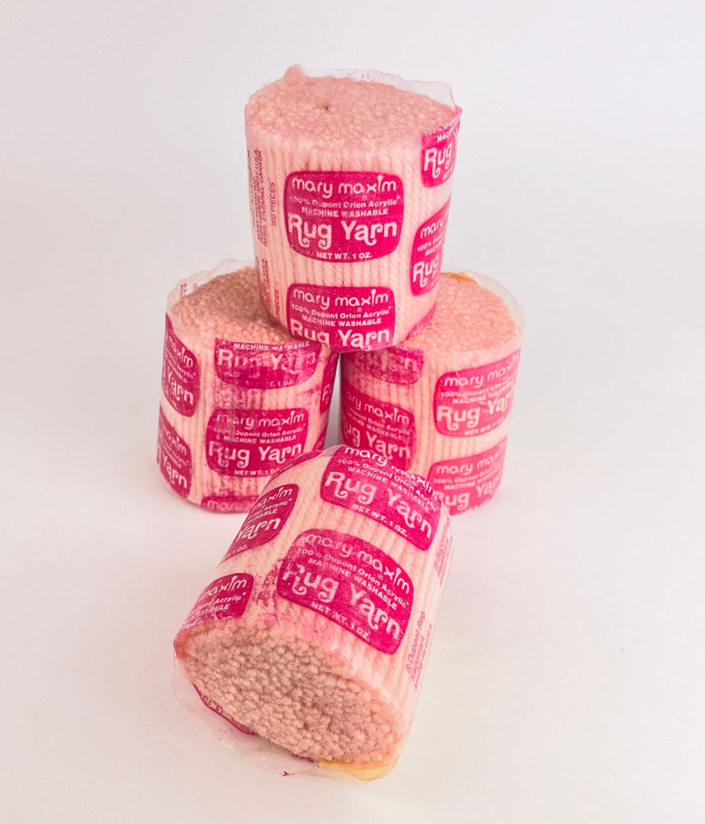 Product image for 'vintage light pink rug yarn mary maxim 100 dupont orion acrylic machine wash 360 pieces 2 5 or 6 5 cm long net weight 1 oz' (view e7c054)