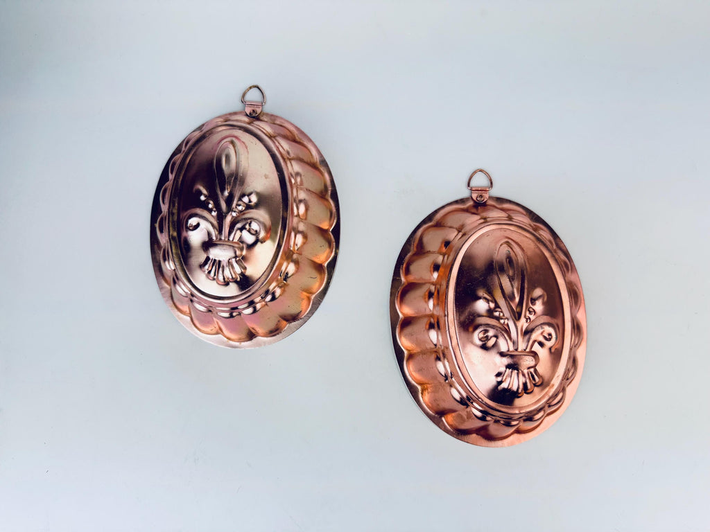 Product image for 'vintage rose gold fleur de lis wall hanging made in hong kong each sold separately' (view a7b3dc)