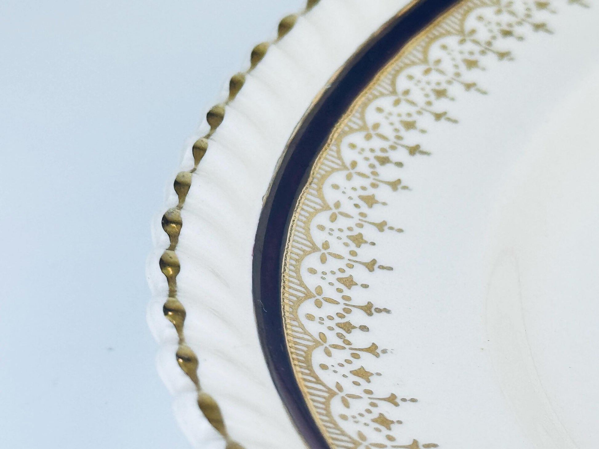 Product image for 'vintage johnson bros oval serving tray plater pink flower pattern serpentine edge made in england' (view 5c80a7)