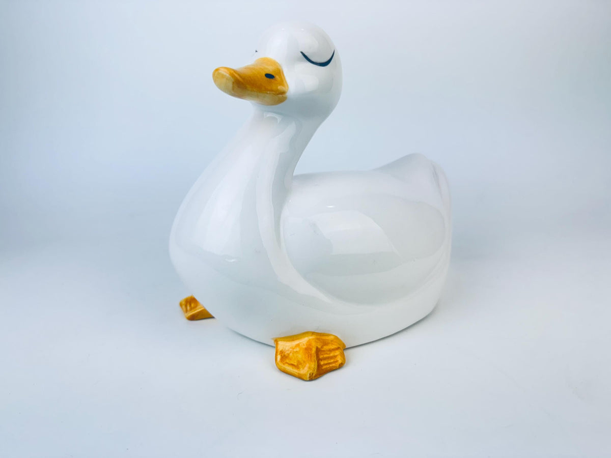 Product image for 'vintage large white ceramic duck figurine' (view f4b919)