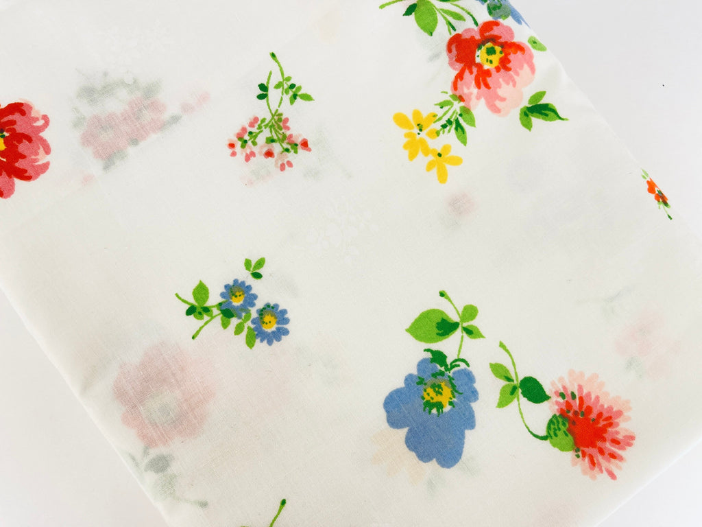 Product image for 'vintage 1970s montgomery ward floral twin double flat sheet made in canada' (view 54ab1b)