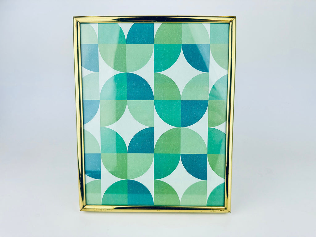 Product image for 'vintage solid brass gold tabletop picture frames hand polished lacquer coated made in korea sold separately' (view 28bd95)