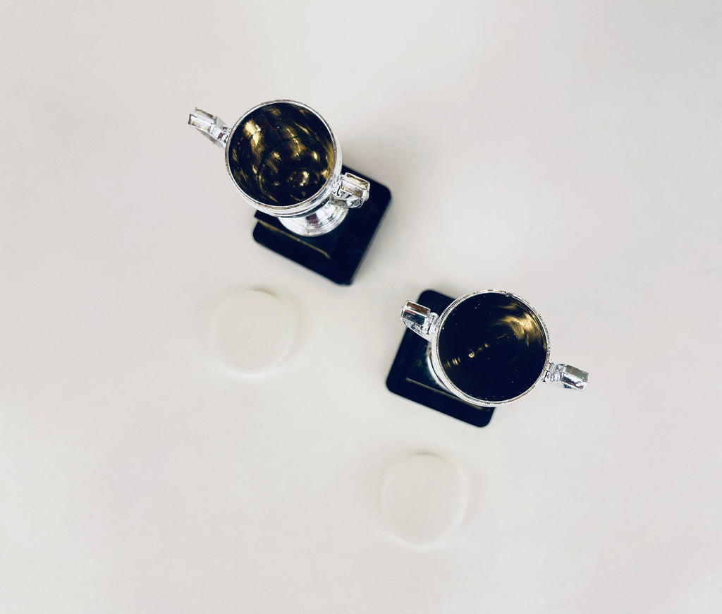 Product image for 'vintage world s greatest trophy salt pepper shakers nos hong kong dime store charm' (view 11f6fd)