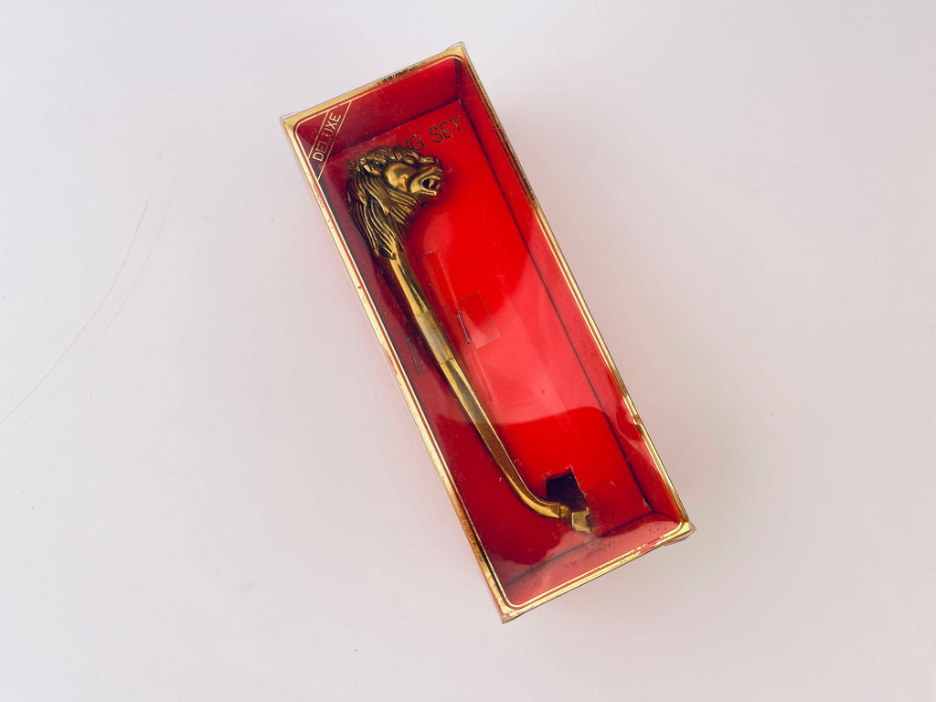 Product image for 'vintage antique deluxe solid brass lion shaver attractive aged metal patina gift for him new in box nib' (view 824945)