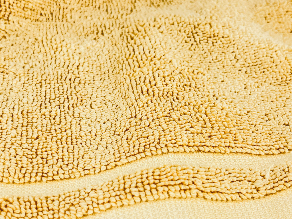 Product image for 'vintage martex all cotton bath mat butterscotch gold made in usa' (view 7fd173)