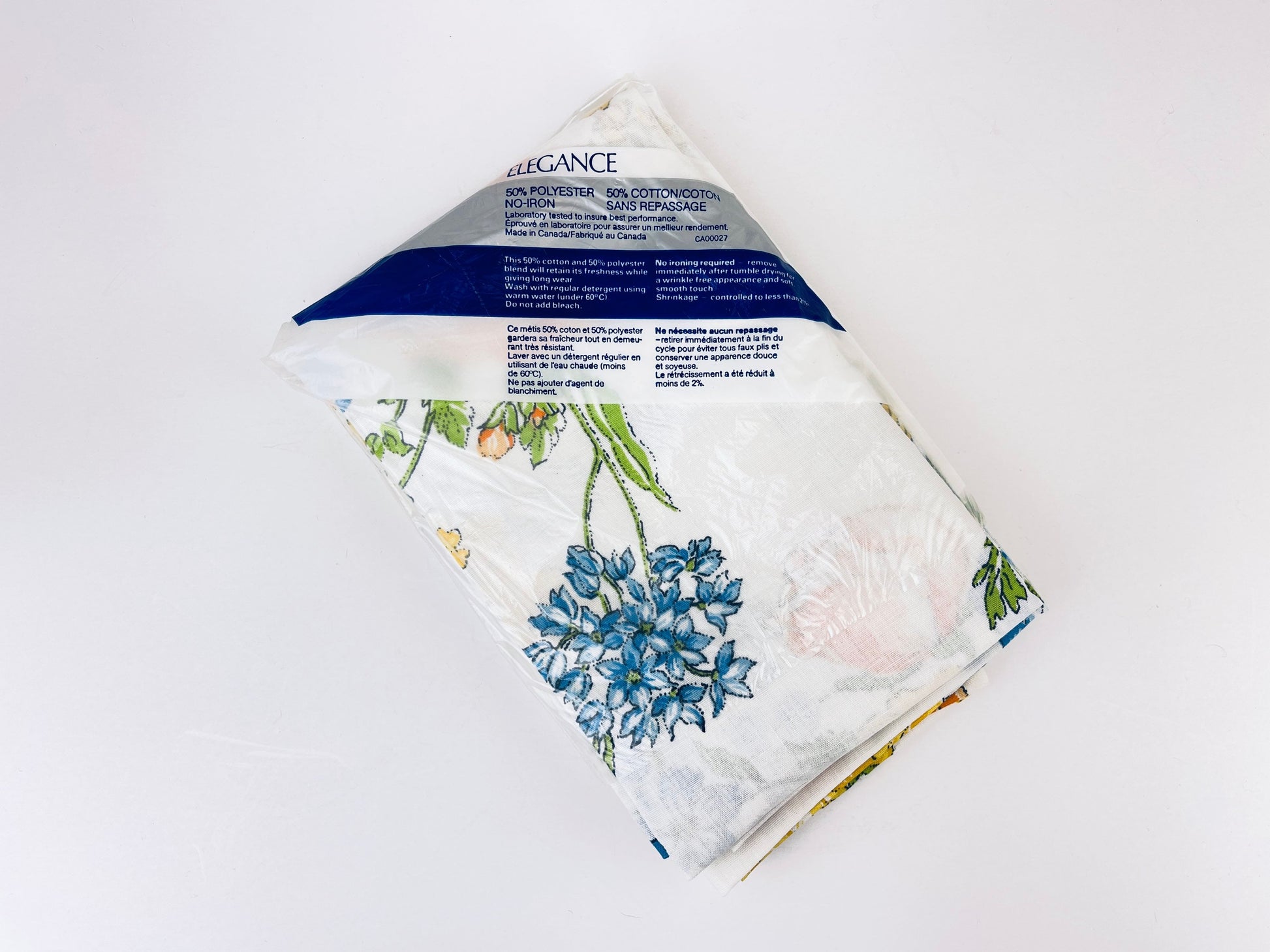 Product image for 'vintage elegance standard floral pillow cases set of two 2 50 50 cotton polyester blend made in canada new old stock nos' (view ca1ecf)