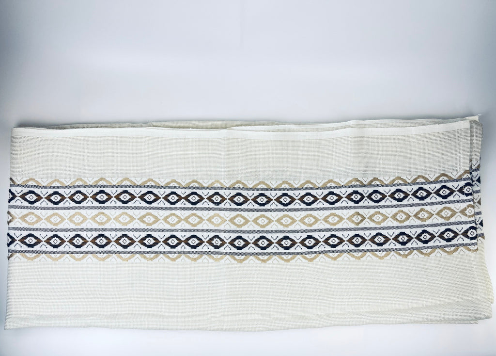 Product image for 'vintage beige acrylic embroidered table cloth geometric pattern 49 x 59' (view 507889)