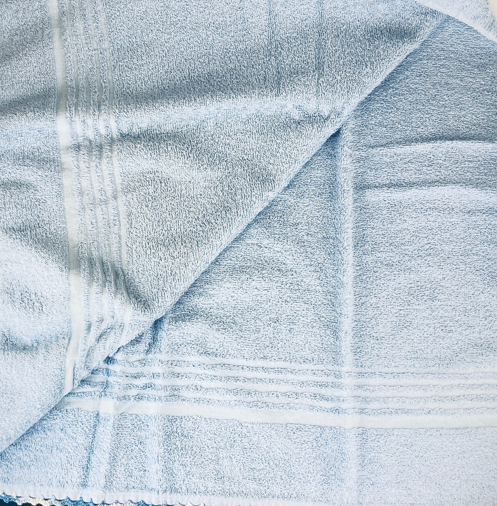 Product image for 'vintage martex light blue cotton hand bath towel set crochet trim usa made set of 3' (view c1d751)