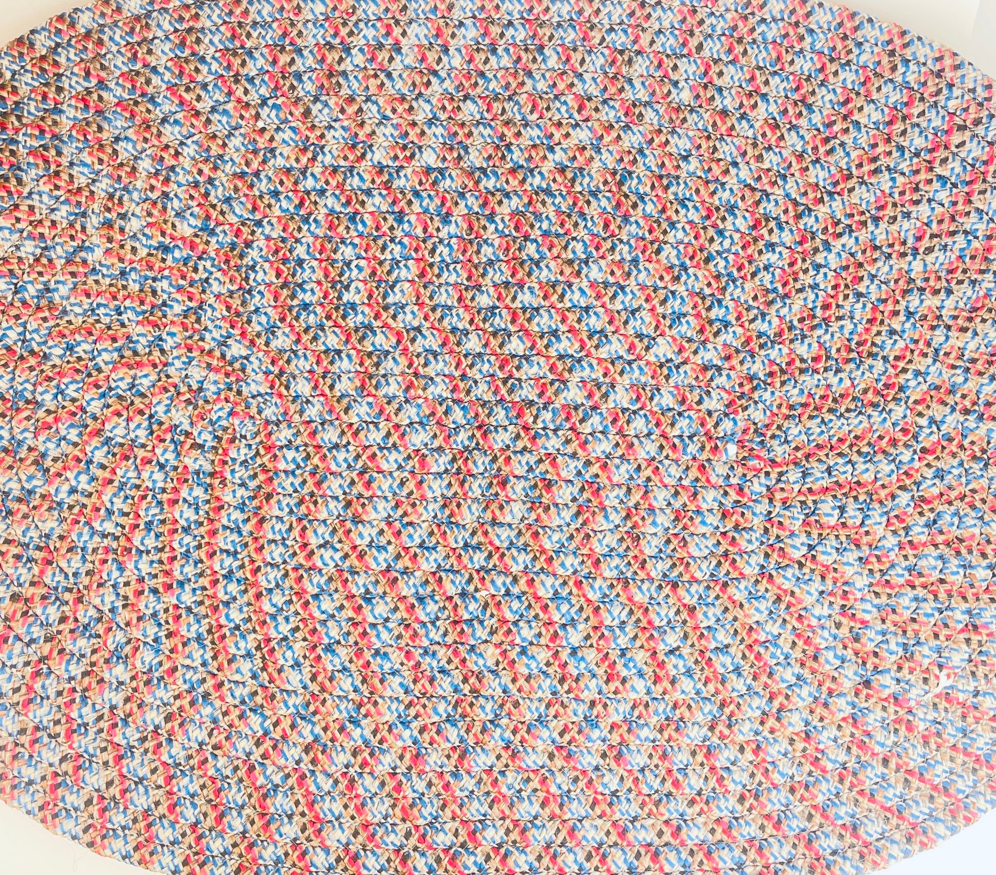 Product image for 'vintage woven acrylic oval rug handcrafted braided entryway mat' (view 27c581)
