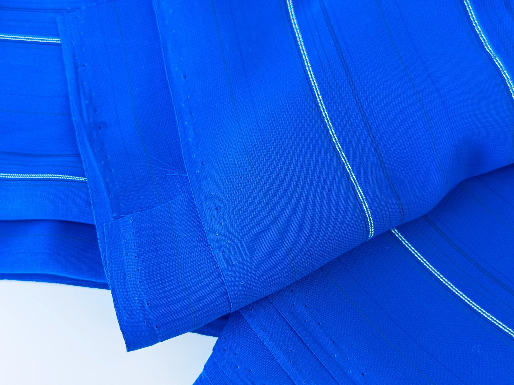 Product image for 'vintage blue white smooth polyester fabric 44 x 124' (view b793e7)